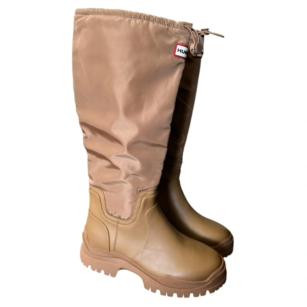 Hunter Women’s Tall Tan Waterproof Rain Boots NWT Size 7